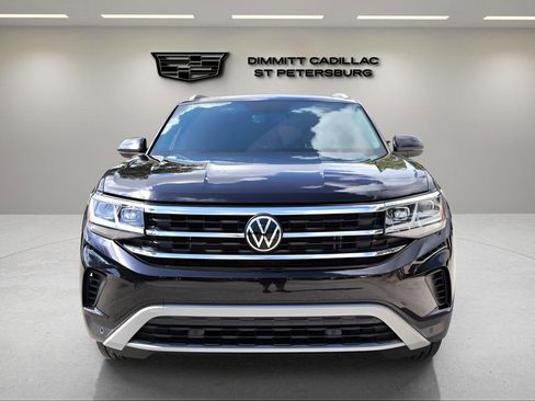 Used 2022 Volkswagen Atlas Cross Sport SE w/ Panoramic Sunroof Package image 7