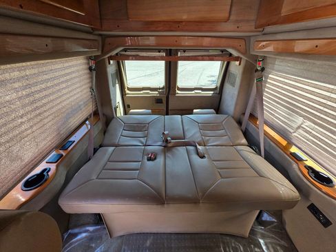 Used 2002 Ford E-150 and Econoline 150 image 24