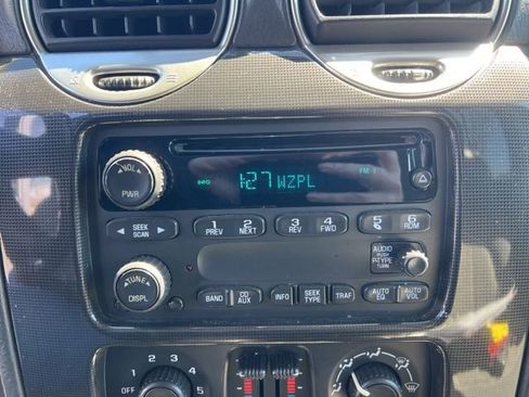 Used 2004 GMC Envoy SLE w/ Preferred Equipment Group image 15