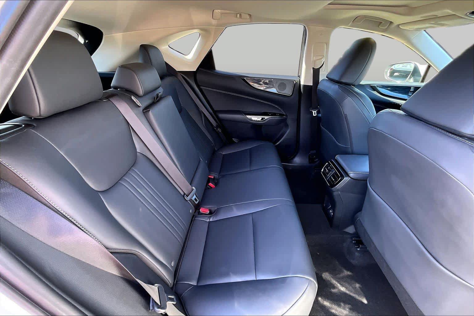 Certified 2025 Lexus NX 250 FWD w/ Accessory Package (2T) image 19