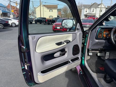 Used 1997 Dodge Ram 1500 Truck 4x4 Club Cab image 29