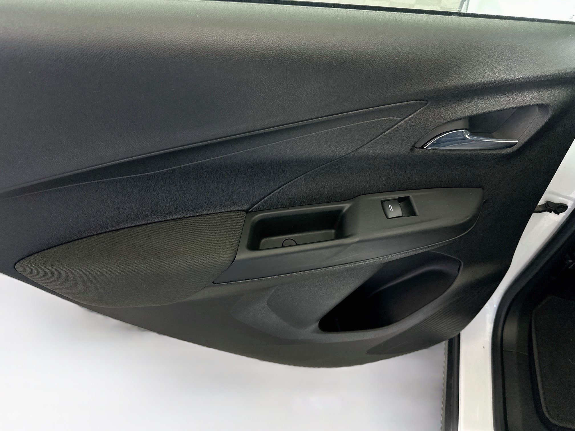 Used 2023 Chevrolet Bolt LT w/ Driver Confidence Package FWD image 25
