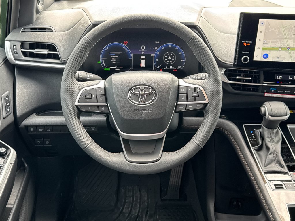 Used 2026 Toyota Sienna Limited AWD/4WD image 14