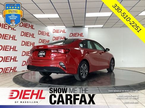 Used 2024 Kia Forte LXS w/ LXS Technology Package FWD image 9