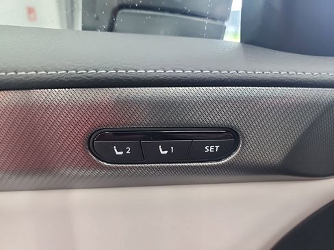 Used 2026 INFINITI QX60 Pure w/ Cargo Package FWD image 26