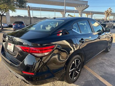 Used 2024 Nissan Sentra SV image 7