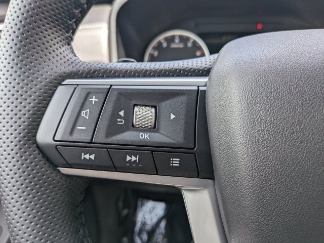 New 2026 Mitsubishi Outlander LE FWD image 22