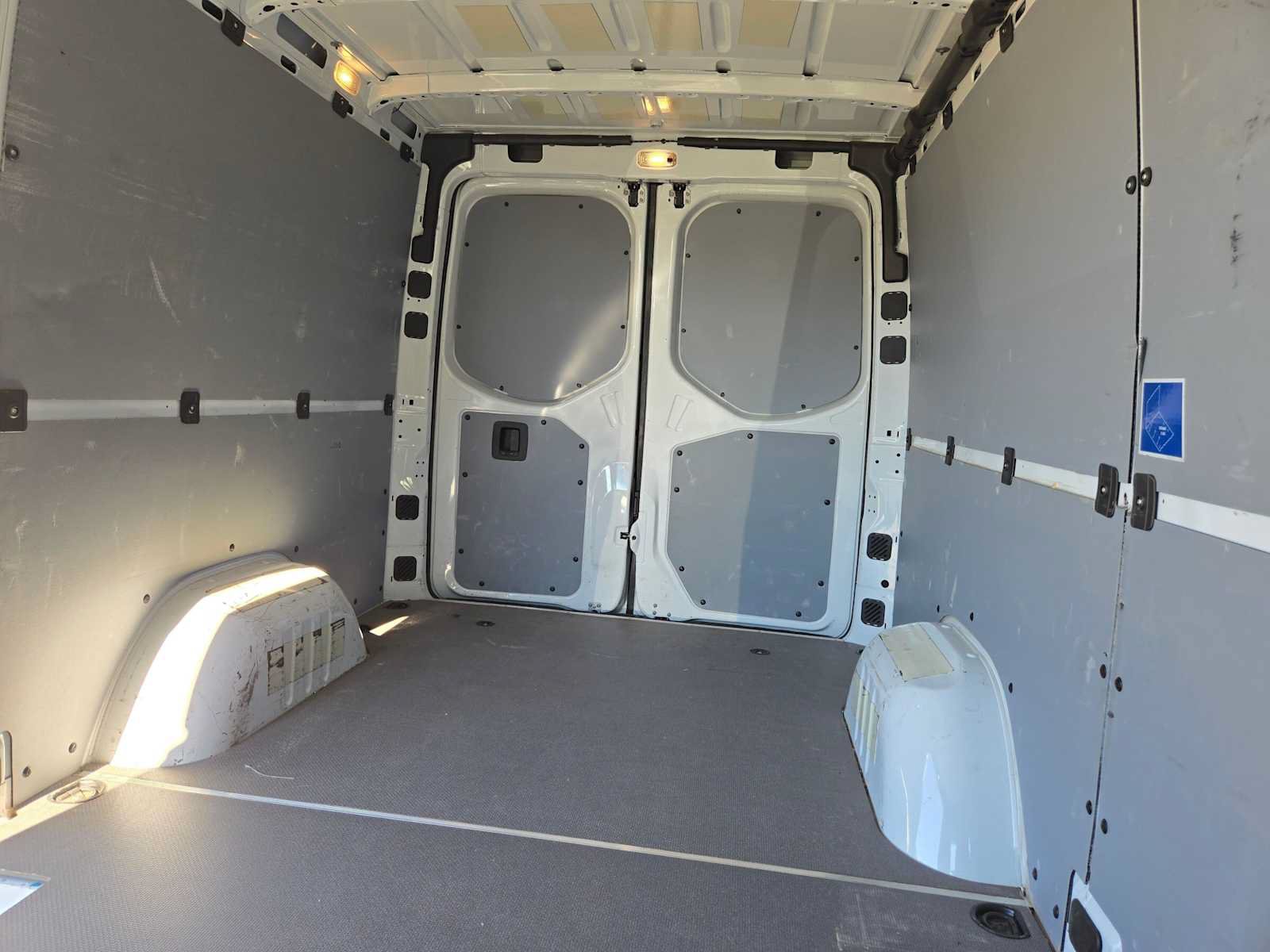 Used 2020 Mercedes-Benz Sprinter 2500 image 14