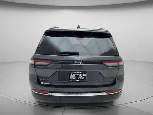 Used 2023 Jeep Grand Cherokee 4WD 4xe image 6
