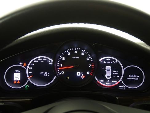 Used 2021 Porsche Panamera RWD image 22