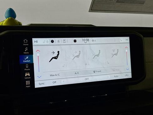 New 2026 Jeep Gladiator Sport image 18