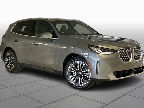 New 2026 BMW X3 xDrive30 w/ Premium Package image 2