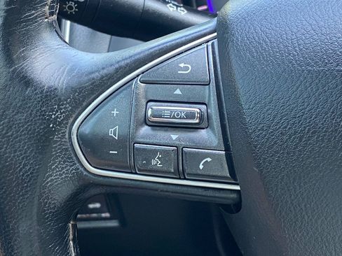 Used 2015 INFINITI Q50 w/ Moonroof Package RWD image 25