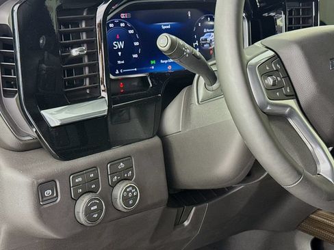 New 2026 Chevrolet Silverado 1500 LT Trail Boss w/ Convenience Package II AWD/4WD image 11