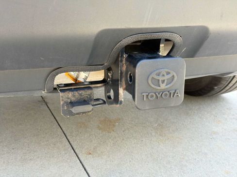 Used 2023 Toyota RAV4 XLE Premium FWD image 30