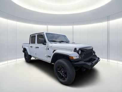 Used 2021 Jeep Gladiator Sport