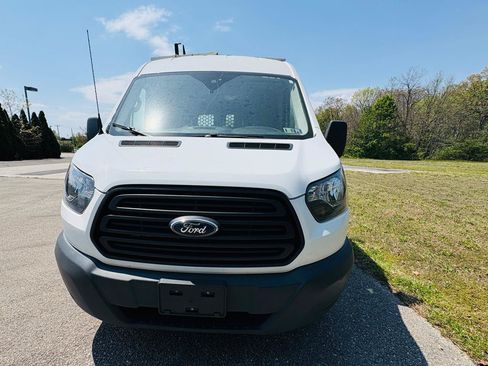 Used 2018 Ford Transit 250 148 Medium Roof RWD image 12