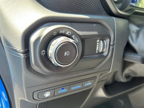 Used 2024 Jeep Wrangler Unlimited Rubicon 4xe w/ Technology Group image 29