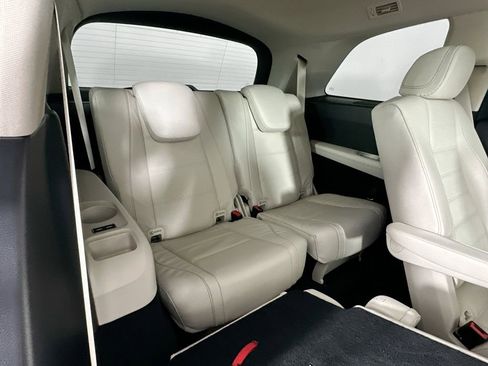 New 2026 Mercedes-Benz GLS 450 4MATIC image 29