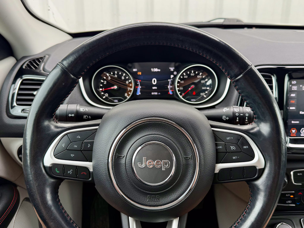 Used 2020 Jeep Compass Limited AWD/4WD image 19