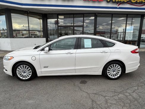 Used 2014 Ford Fusion Energi SE FWD image 4
