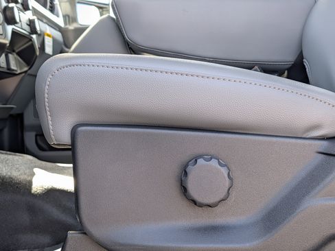 New 2026 Ford F250 XL image 18