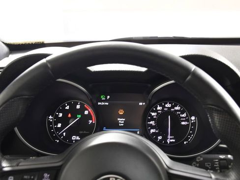 Used 2022 Alfa Romeo Stelvio Ti AWD/4WD image 31