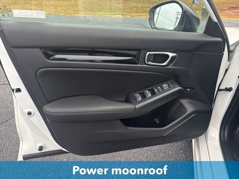 Certified 2025 Honda Civic Sport Touring image 24