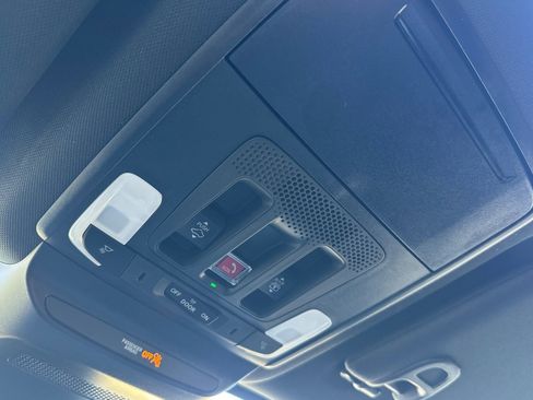 Certified 2025 Acura ADX A-Spec image 23