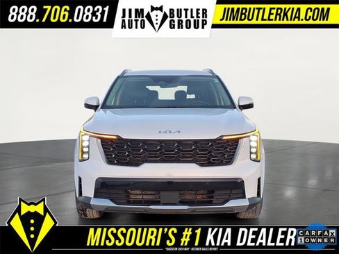 Used 2024 Kia Sorento S image 32