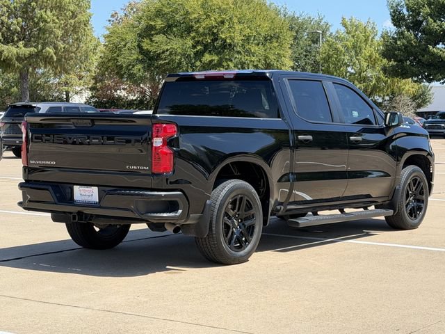 Used 2025 Chevrolet Silverado 1500 Custom w/ LPO, Dark Essentials Package RWD image 4