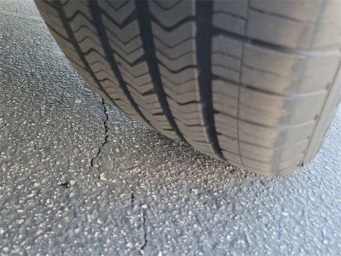 Used 2026 Cadillac Vistiq Luxury image 34