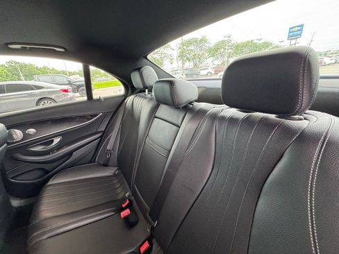Used 2018 Mercedes-Benz E 300 image 21