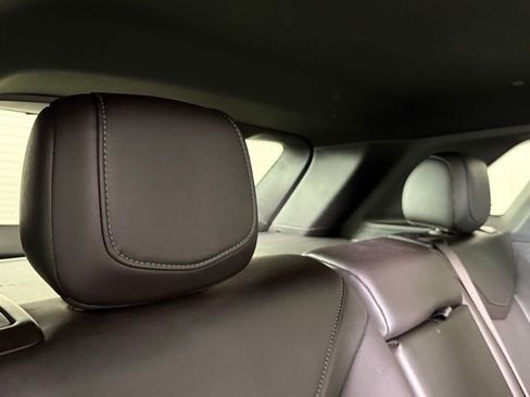 Certified 2022 Cadillac XT5 Premium Luxury image 26