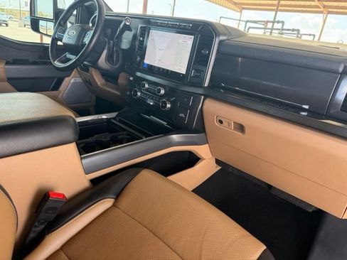 Used 2024 Ford F250 Lariat w/ Lariat Ultimate Package AWD/4WD image 13