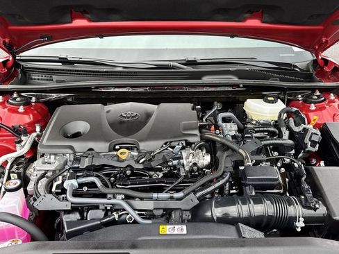 Used 2025 Toyota Camry SE FWD image 21