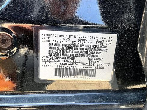 Used 2025 Nissan Versa SV FWD image 19