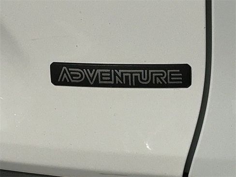 Used 2024 Toyota RAV4 Adventure image 10