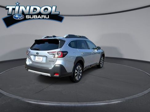 Certified 2025 Subaru Outback Touring XT AWD/4WD image 8