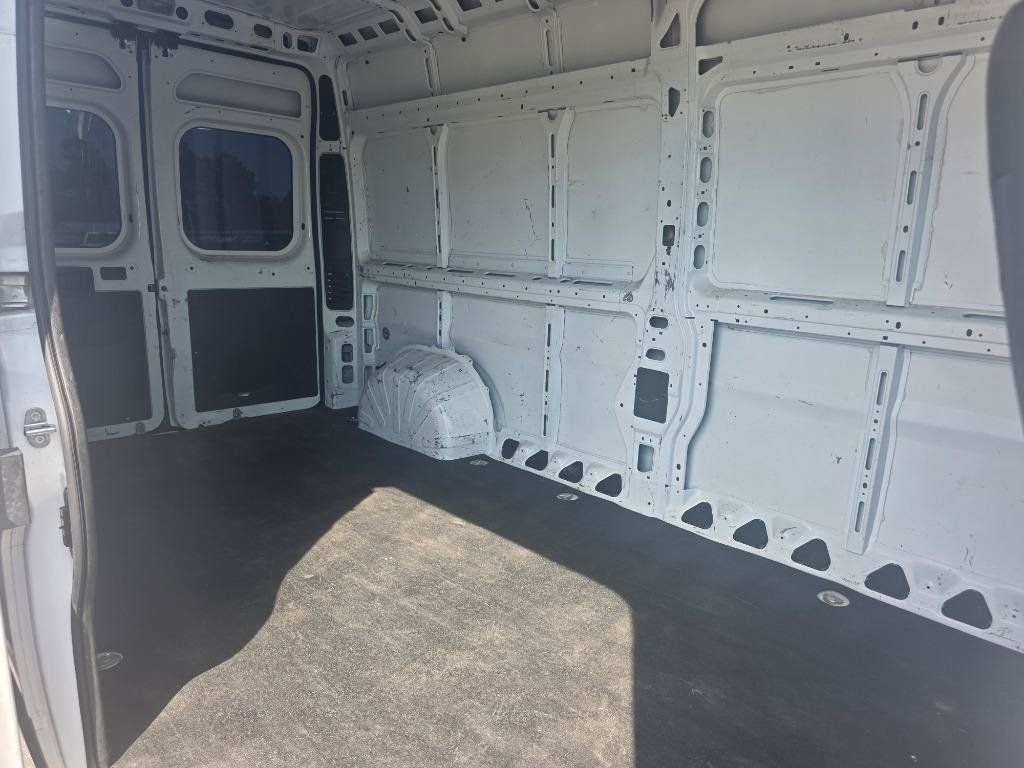 Used 2021 RAM ProMaster 2500 FWD image 9
