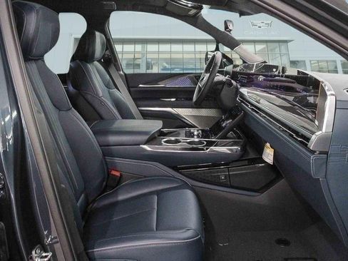 New 2026 Cadillac Escalade IQ Luxury 2 AWD/4WD image 13