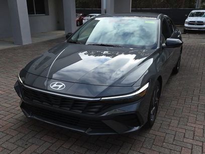 Certified 2025 Hyundai Elantra Sport