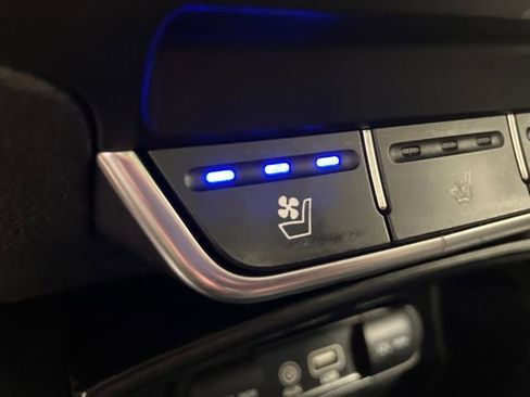 Used 2016 Kia Sorento SX w/ SXL Technology Package AWD/4WD image 42