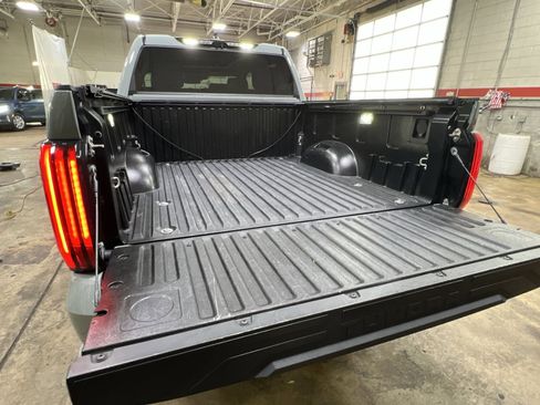 Used 2023 Toyota Tundra Limited image 24