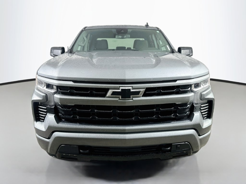 Used 2024 Chevrolet Silverado 1500 RST w/ Z71 Off-Road Package AWD/4WD image 2
