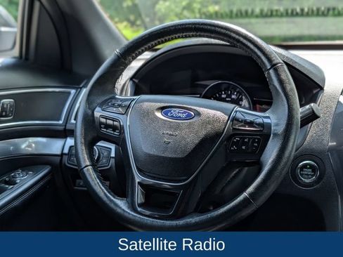 Used 2018 Ford Explorer Limited AWD/4WD image 14
