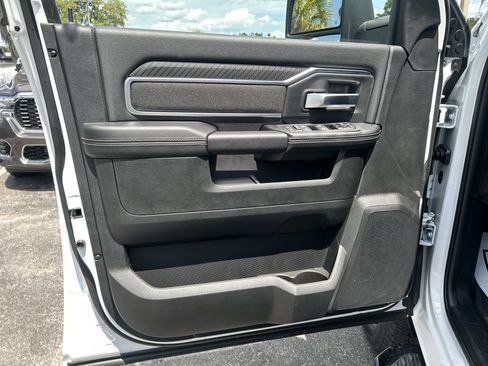 New 2026 RAM 3500 Big Horn AWD/4WD image 11