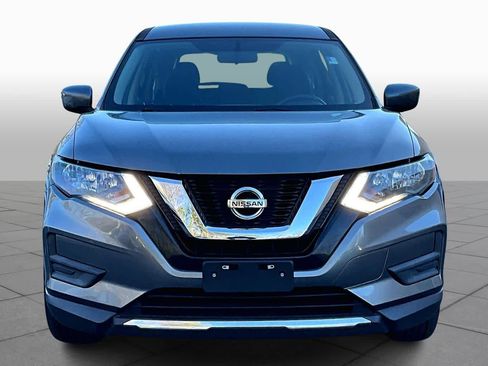 Used 2017 Nissan Rogue S image 3