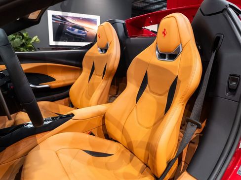 Used 2026 Ferrari 296 GTS RWD image 4