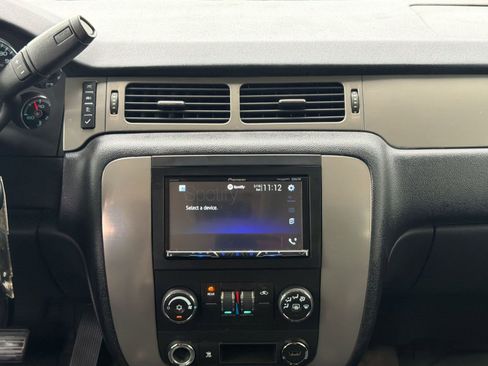 Used 2010 Chevrolet Tahoe LS RWD image 23
